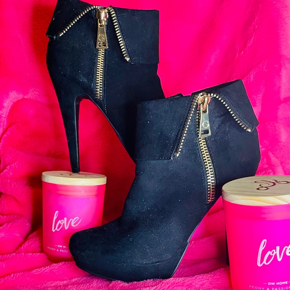 Beautiful ankle boots made by g for guess sexy and fun ment for any occasion